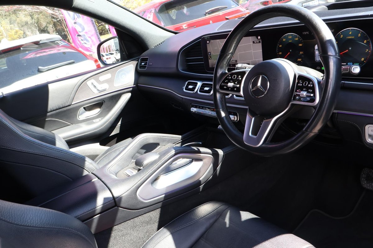 2022 Mercedes-Benz V-Class image 19
