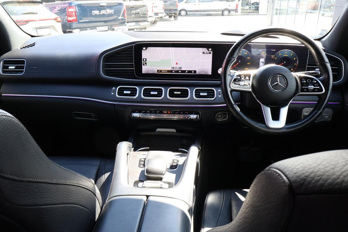2022 Mercedes-Benz V-Class image 24