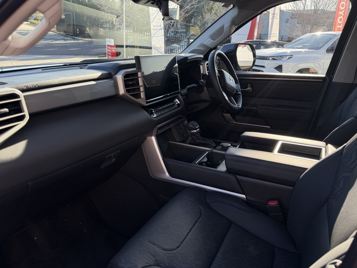 2023 Toyota Tundra Limited Vxkh75L image 15