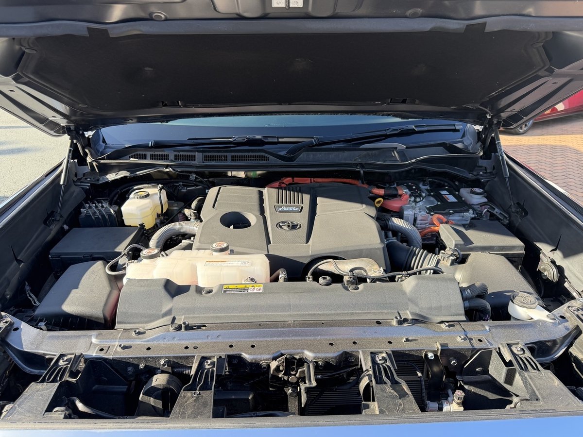 2023 Toyota Tundra Limited Vxkh75L image 16