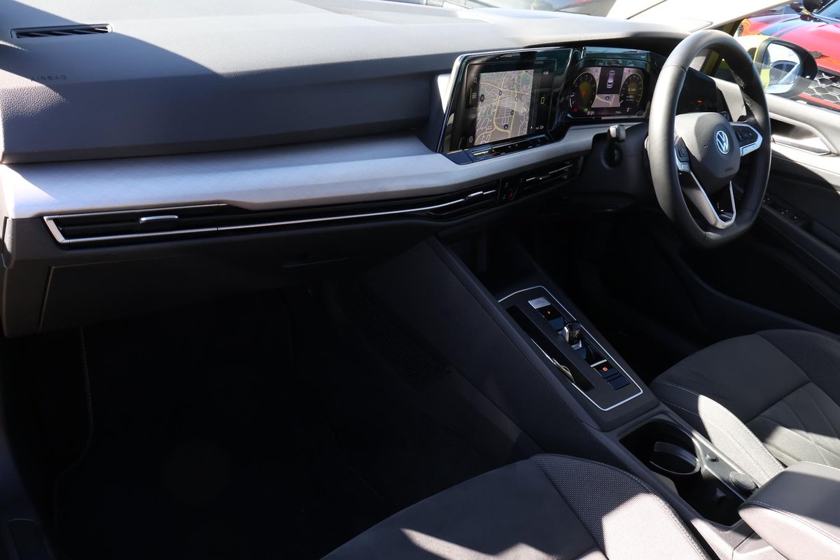 2022 Volkswagen Golf 110TSI Life 8 MY22.5 image 27