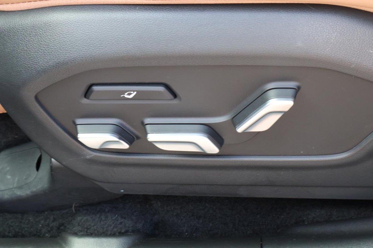 2024 Hyundai Santa Fe Hybrid Calligraphy MX5.V1 MY25 AWD image 25