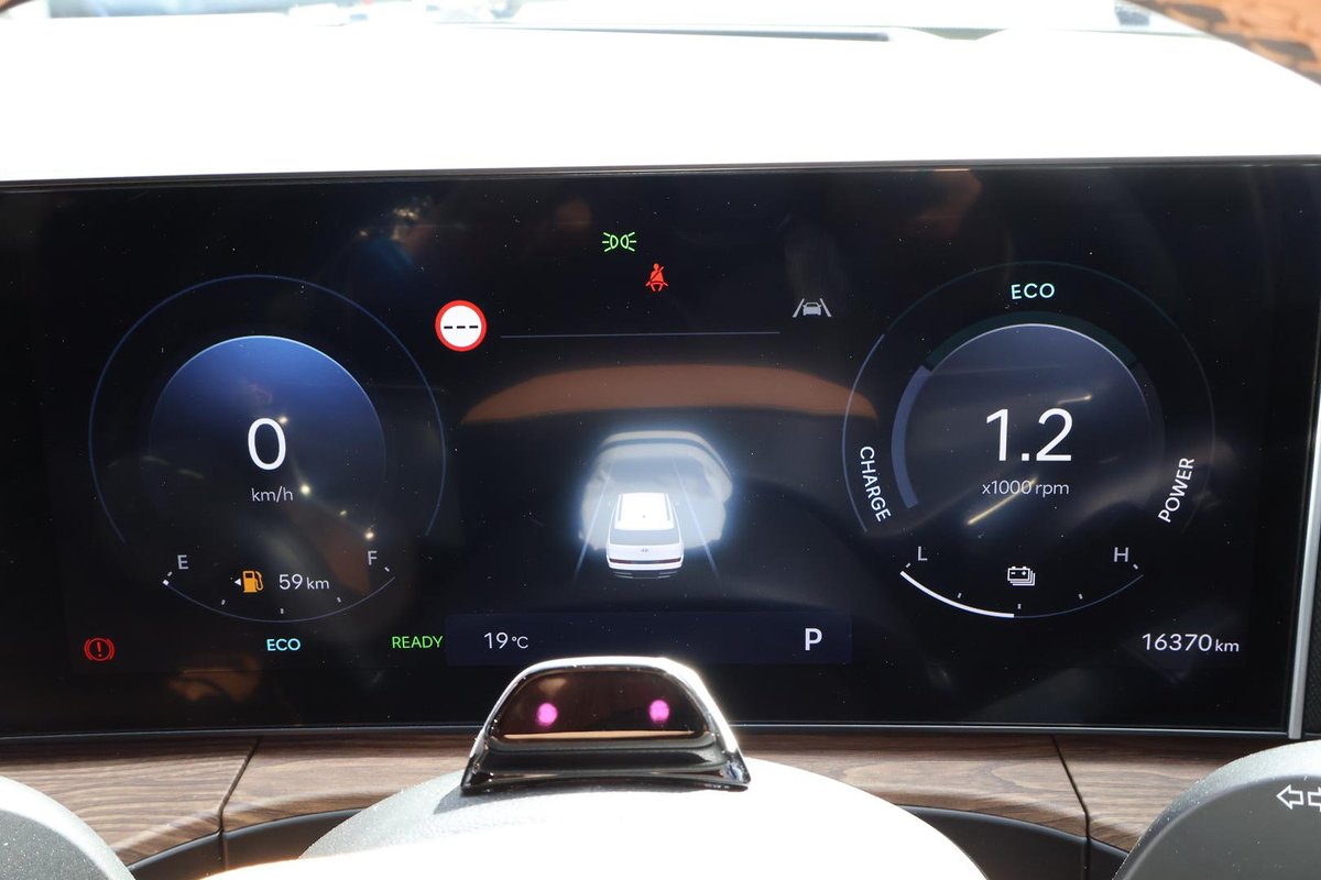 2024 Hyundai Santa Fe Hybrid Calligraphy MX5.V1 MY25 AWD image 31