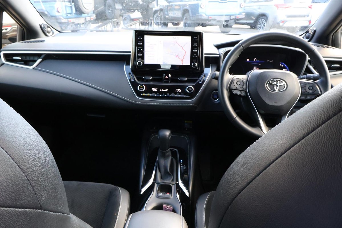 2021 Toyota Corolla ZR MZEA12R image 19