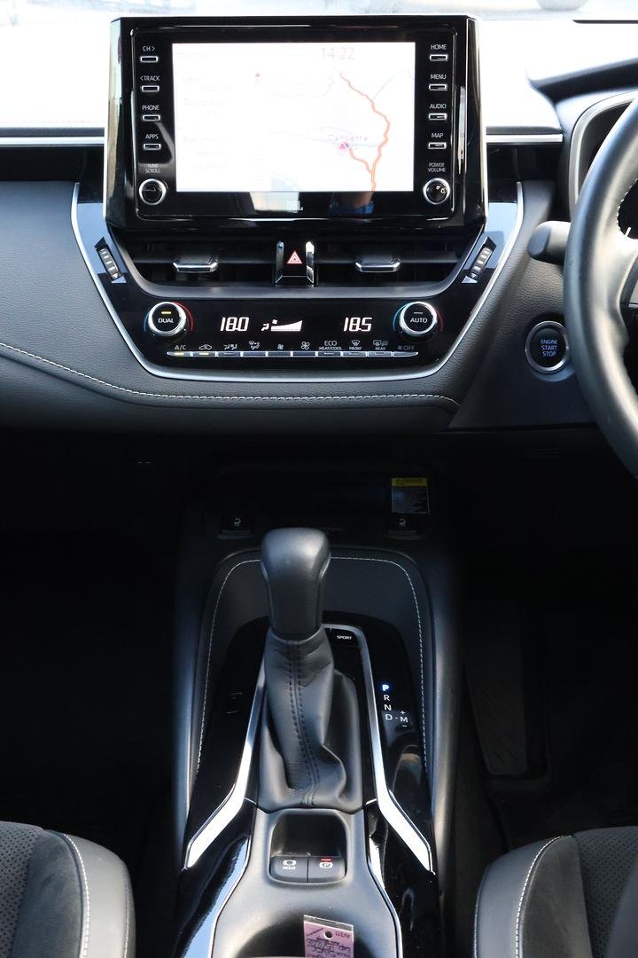 2021 Toyota Corolla ZR MZEA12R image 20