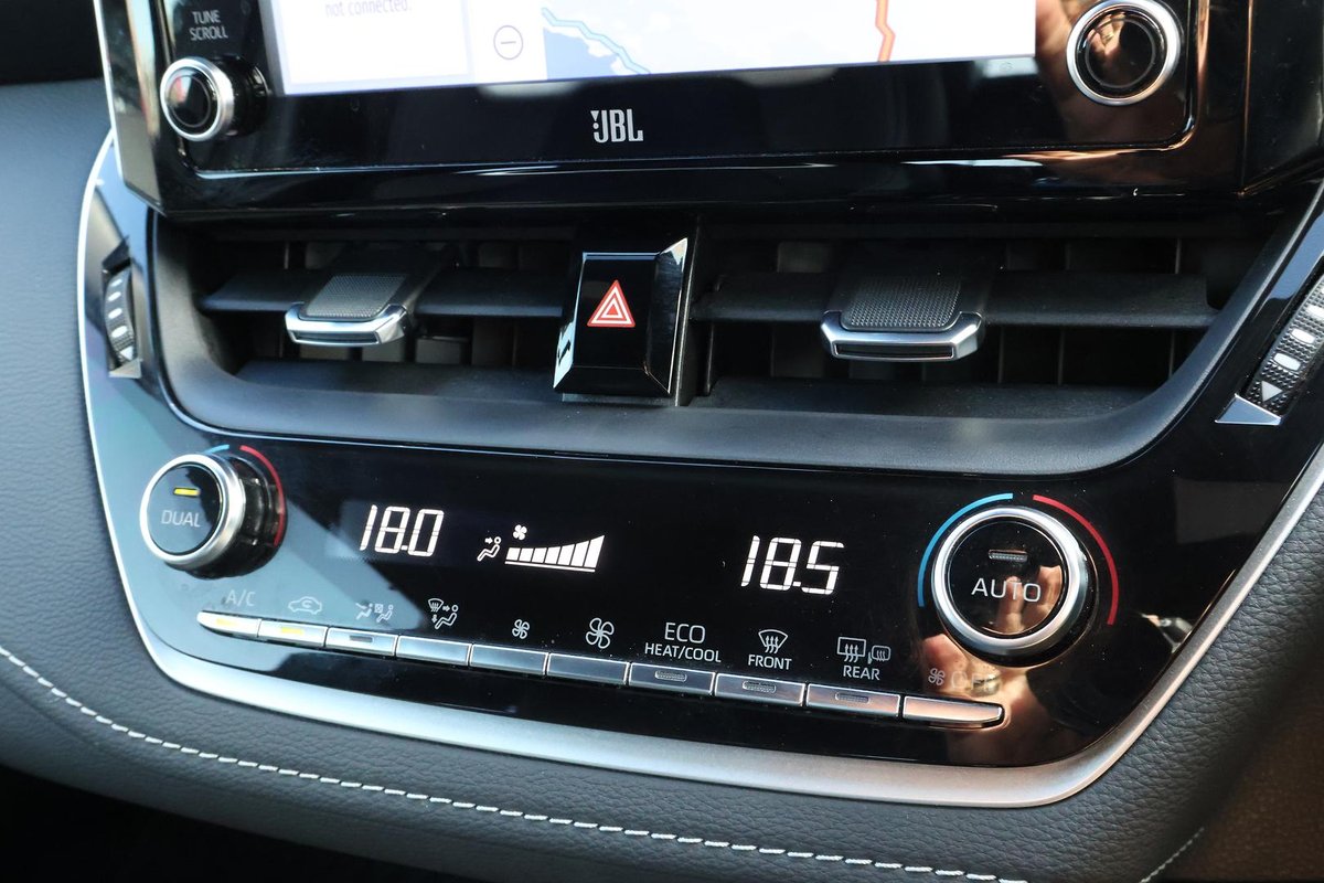 2021 Toyota Corolla ZR MZEA12R image 27