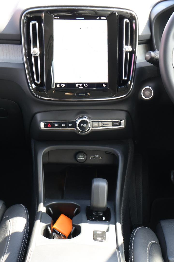 2024 Volvo XC40 Plus B4 MY24 image 22