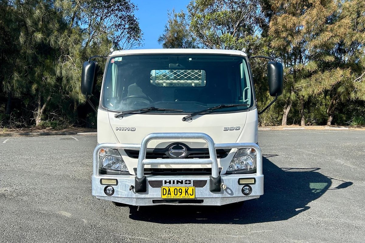 2020 Hino 300 Series 616 TradeAce image 12