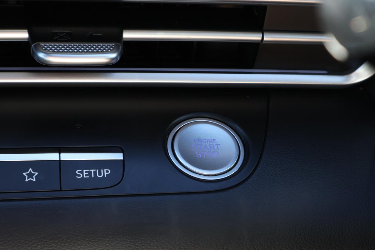 2024 Hyundai i30 Premium CN7.V2 MY24 image 19