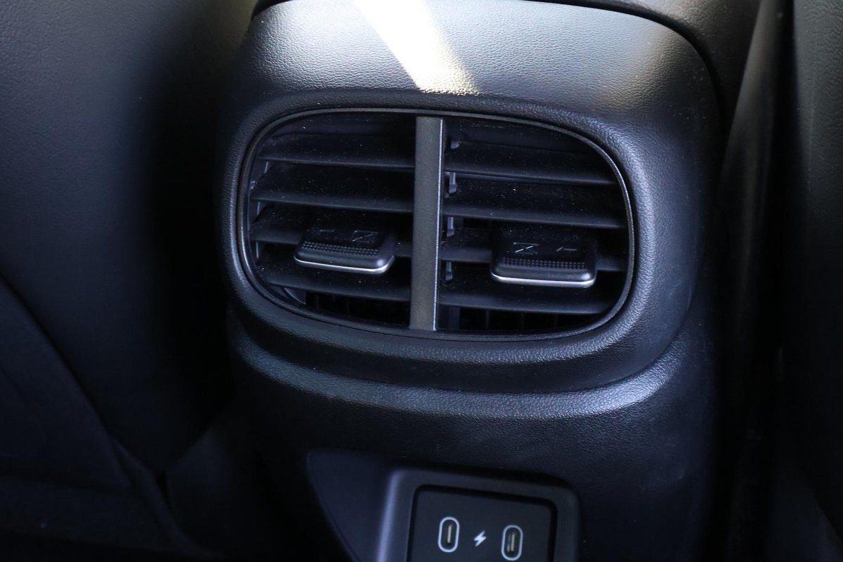 2024 Hyundai i30 Premium CN7.V2 MY24 image 28