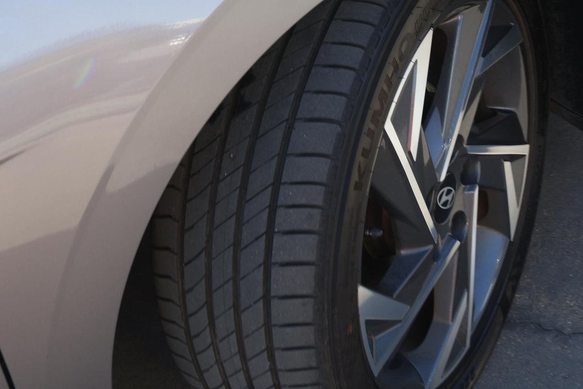 2024 Hyundai i30 Premium CN7.V2 MY24 image 33