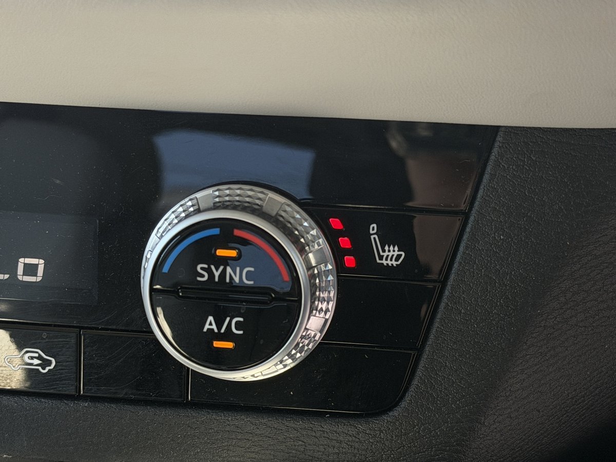 2023 Mitsubishi Outlander PHEV Exceed ZM MY23 AWD image 15