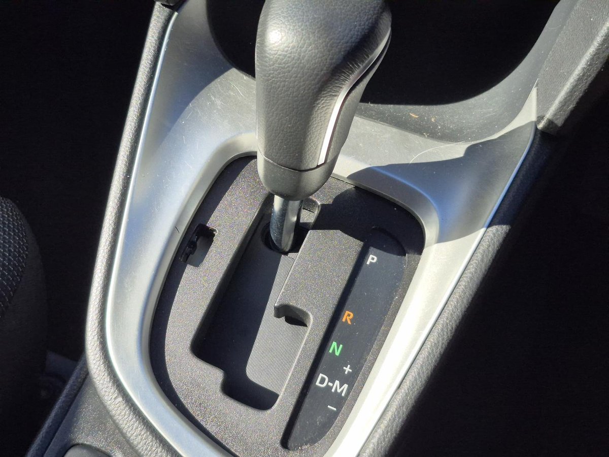 2023 Toyota Yaris Cross GX MXPB10R image 13