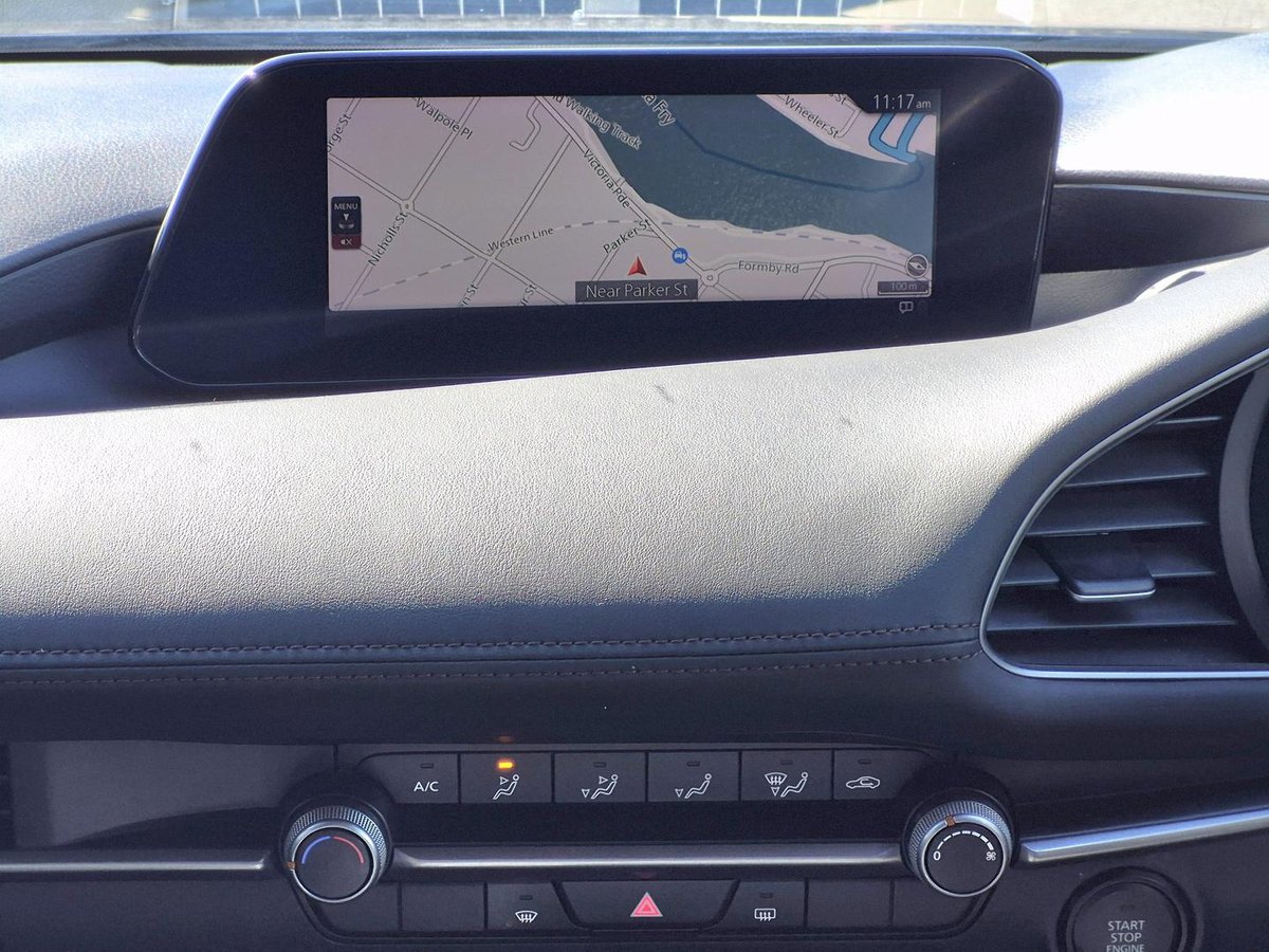 2020 Mazda 3 G20 Pure BP Series image 11