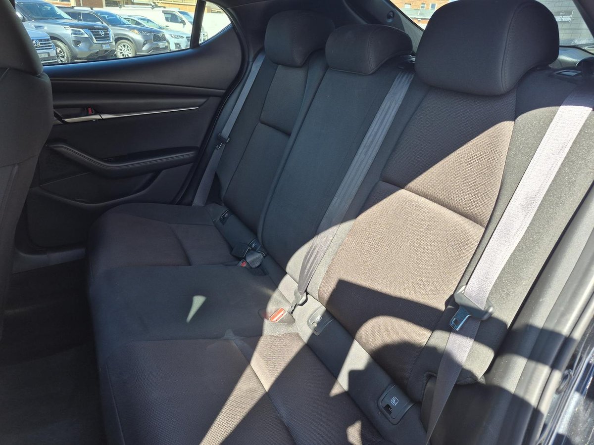 2020 Mazda 3 G20 Pure BP Series image 12