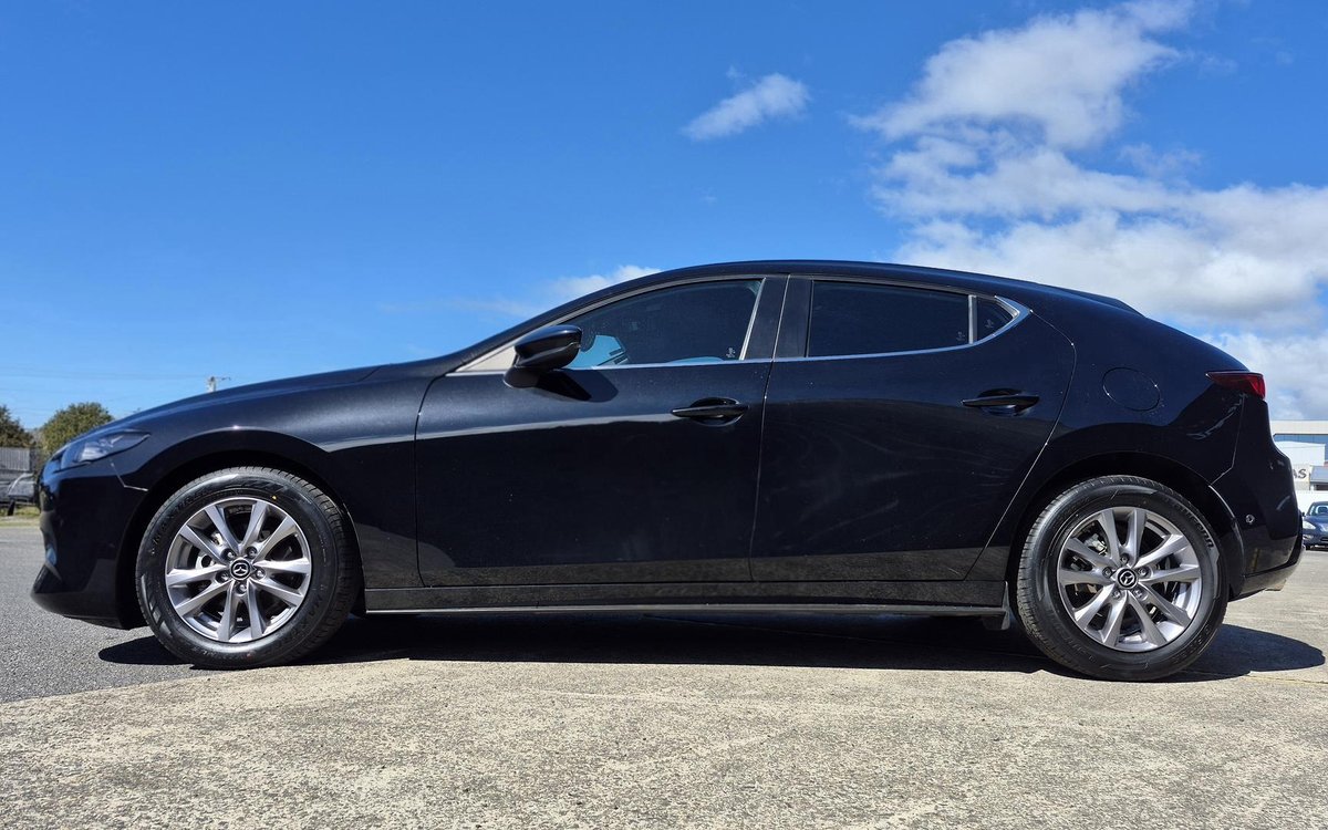 2020 Mazda 3 G20 Pure BP Series image 28