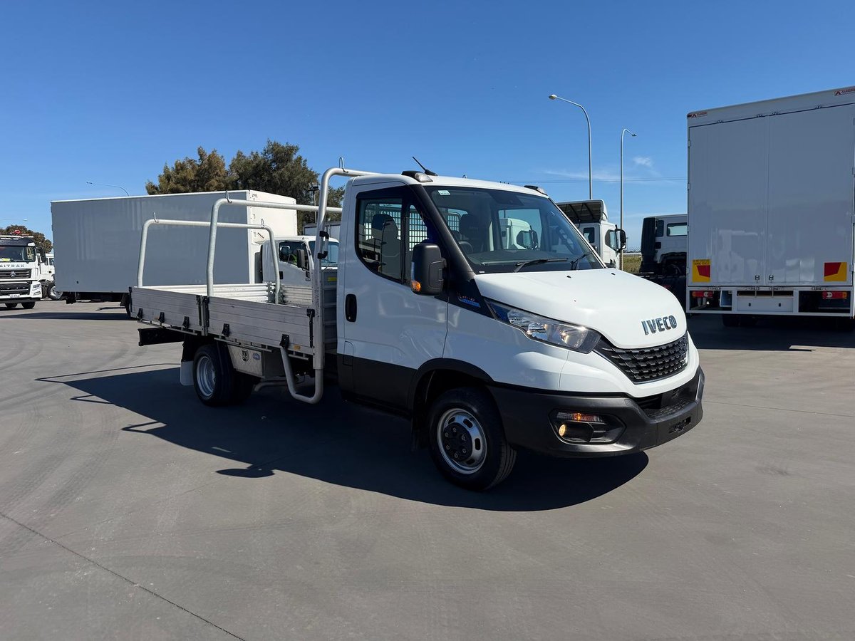 2022 Iveco Daily 45C18 Tradie Made image 10