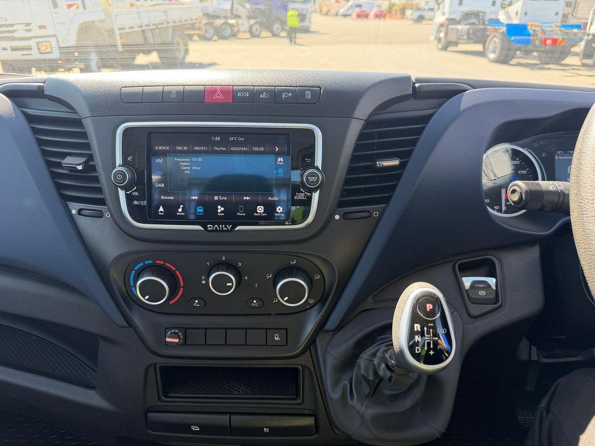 2022 Iveco Daily 45C18 Tradie Made image 25
