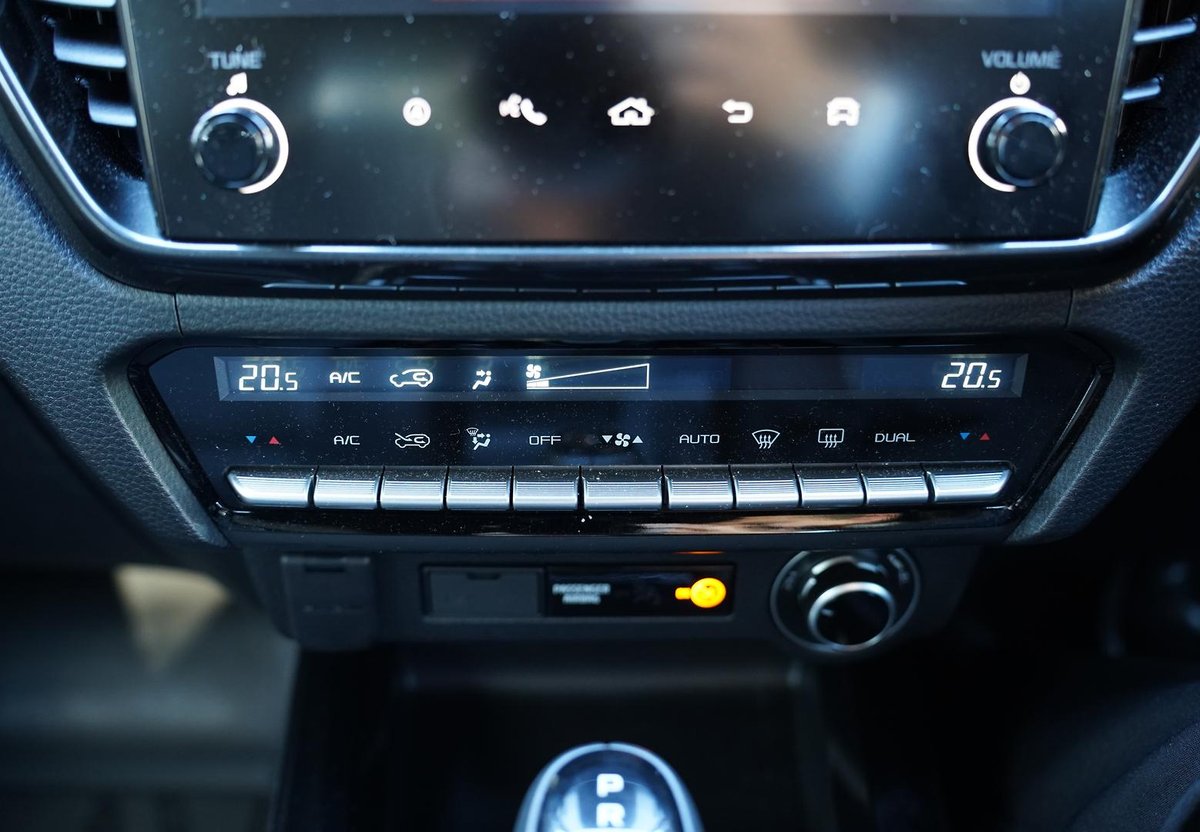 2025 Isuzu D-MAX X-TERRAIN MY25.5 4X4 Dual Range image 15