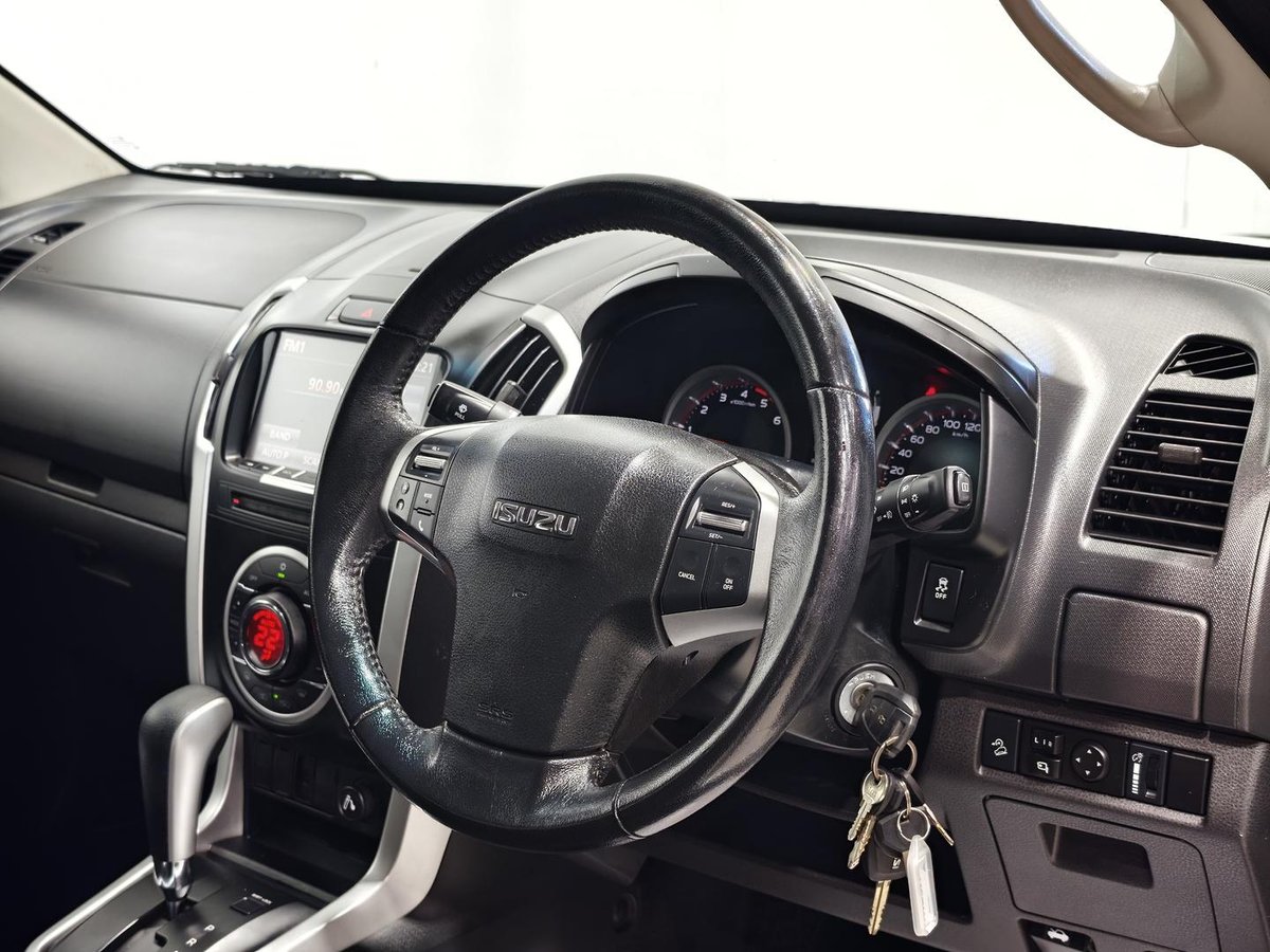 2017 Isuzu D-MAX LS-U MY17 4X4 Dual Range image 7