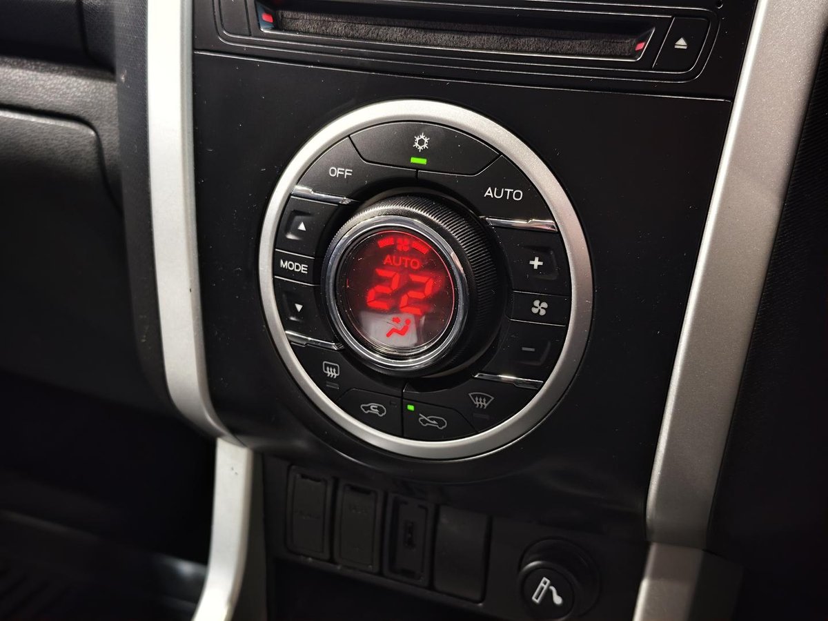 2017 Isuzu D-MAX LS-U MY17 4X4 Dual Range image 13