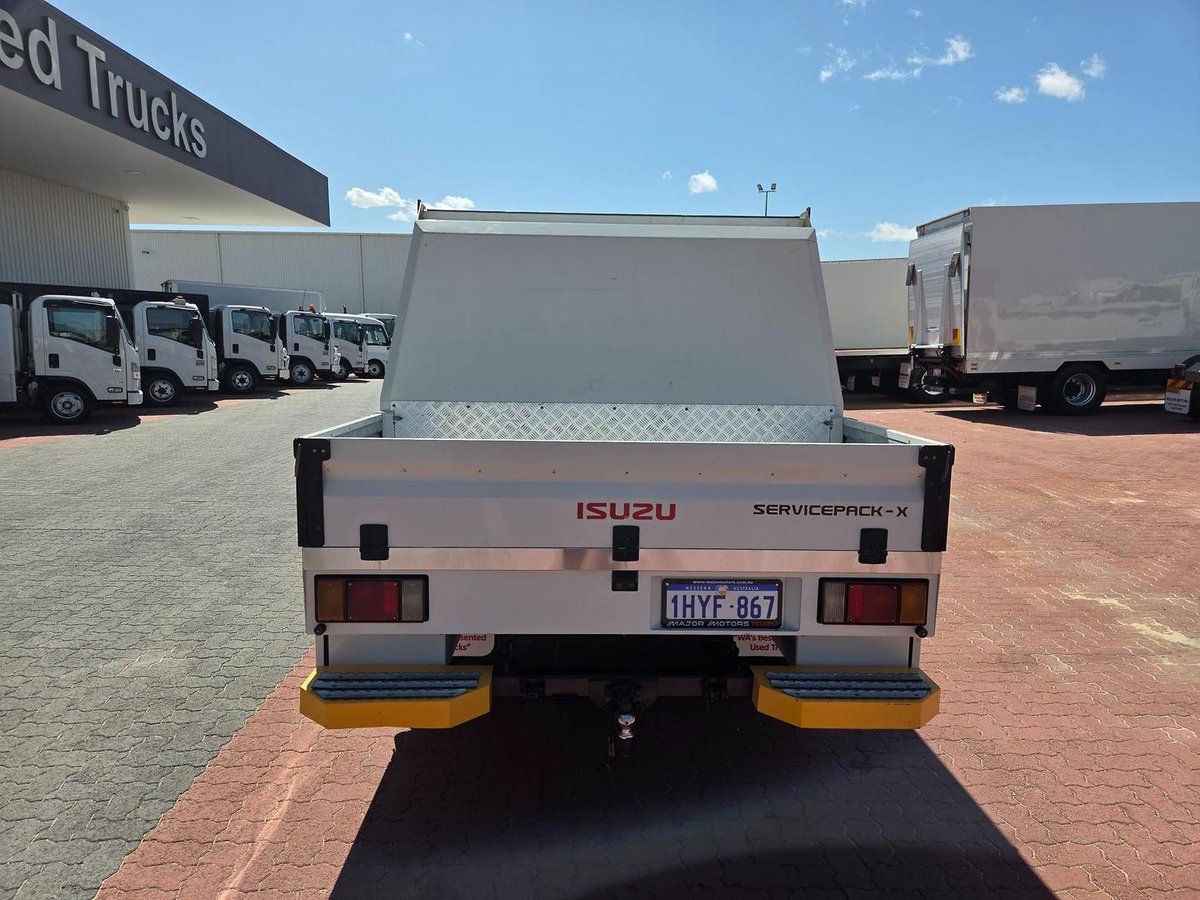 2023 Isuzu Nls 45-150 Awd Car License Service Pack X image 11