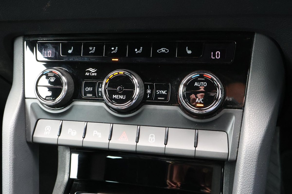 2021 SKODA Karoq 140TSI Sportline NU MY21 AWD image 29
