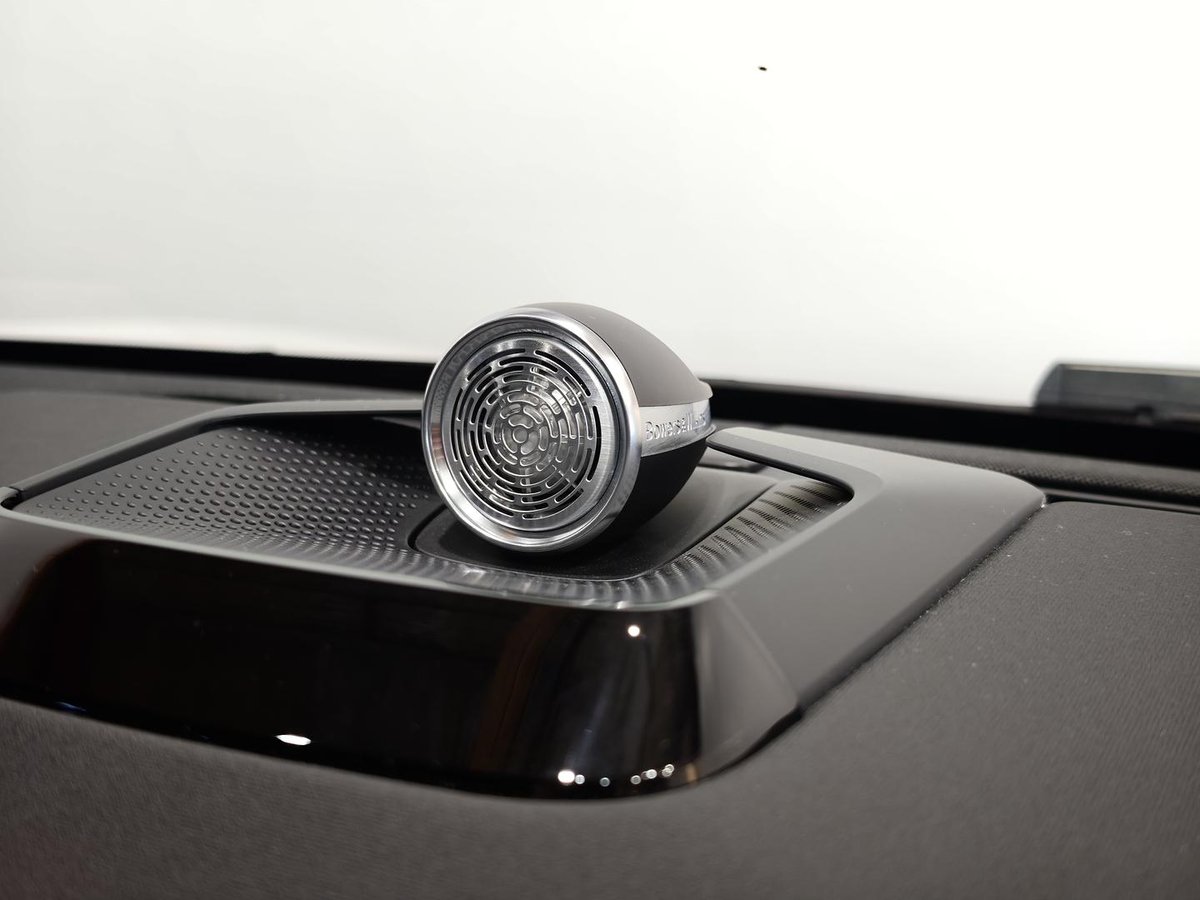 2024 Polestar 3 Long range Dual motor Performance MY24 AWD image 9