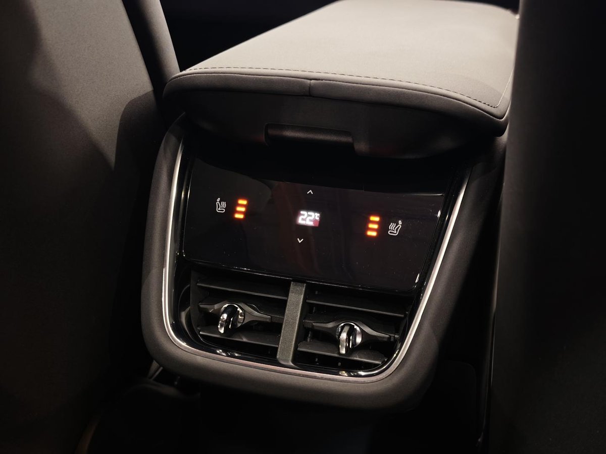 2024 Polestar 3 Long range Dual motor Performance MY24 AWD image 20