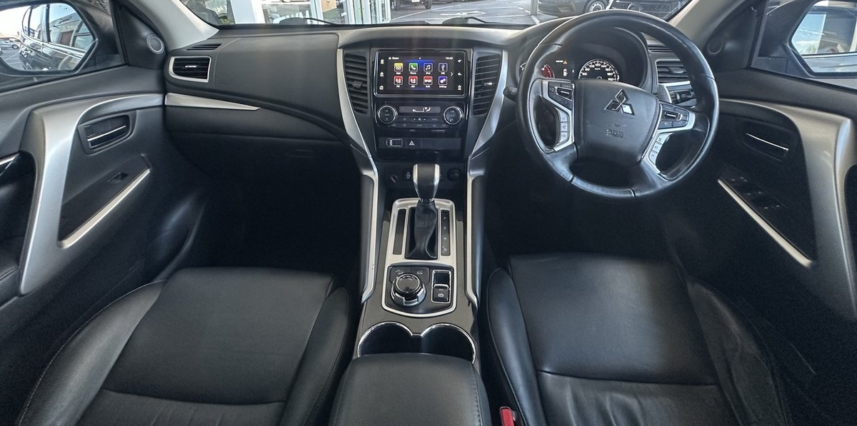 2019 Mitsubishi Pajero Sport Black Edition QE MY19 4X4 Dual Range image 13