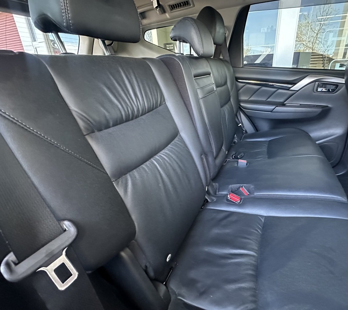 2019 Mitsubishi Pajero Sport Black Edition QE MY19 4X4 Dual Range image 21