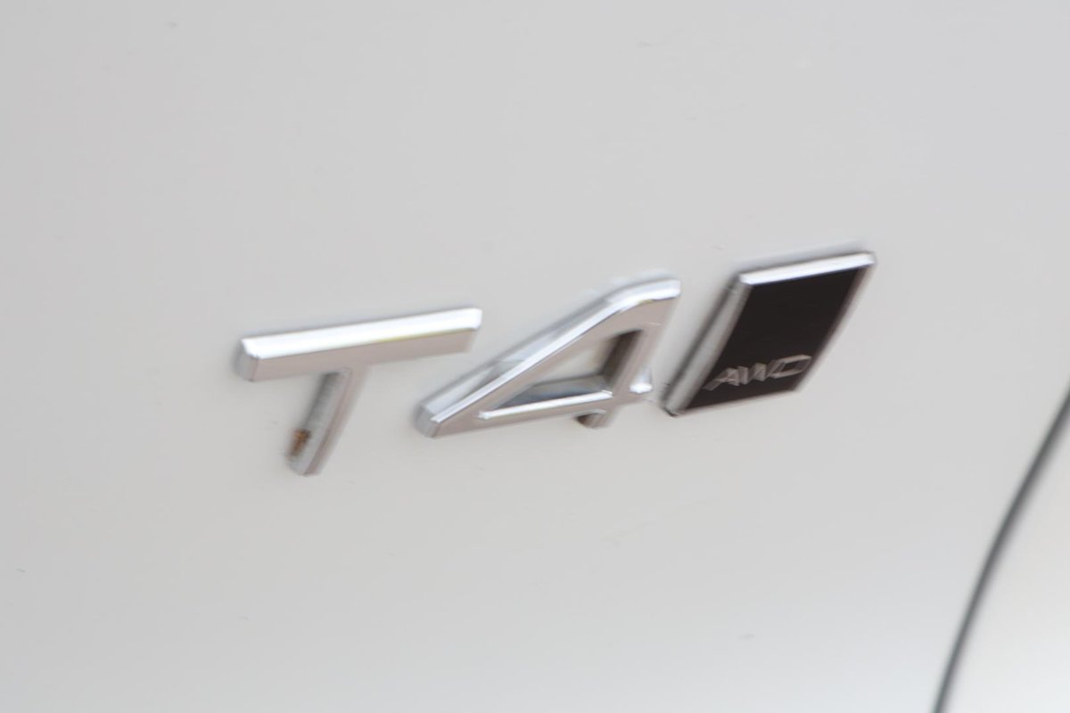 2021 Volvo XC40 T4 Inscription MY22 AWD image 12