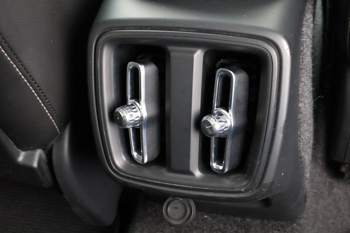 2021 Volvo XC40 T4 Inscription MY22 AWD image 23