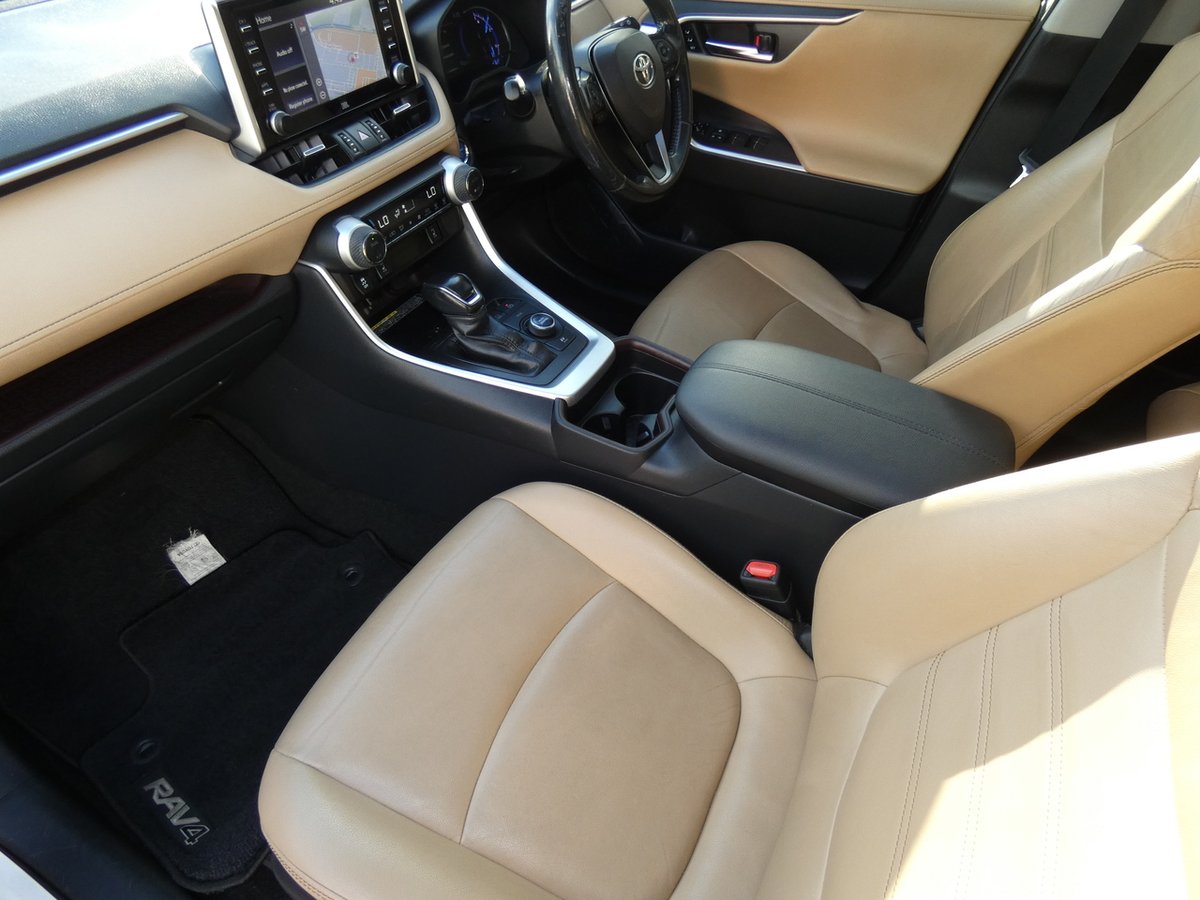2019 Toyota RAV4 Cruiser AXAH54R 4X4 On Demand image 15