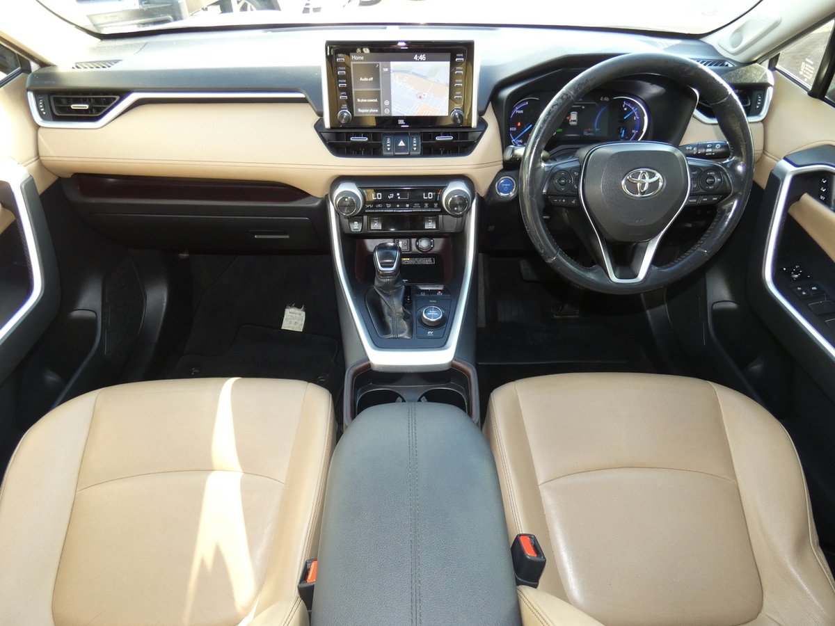 2019 Toyota RAV4 Cruiser AXAH54R 4X4 On Demand image 16