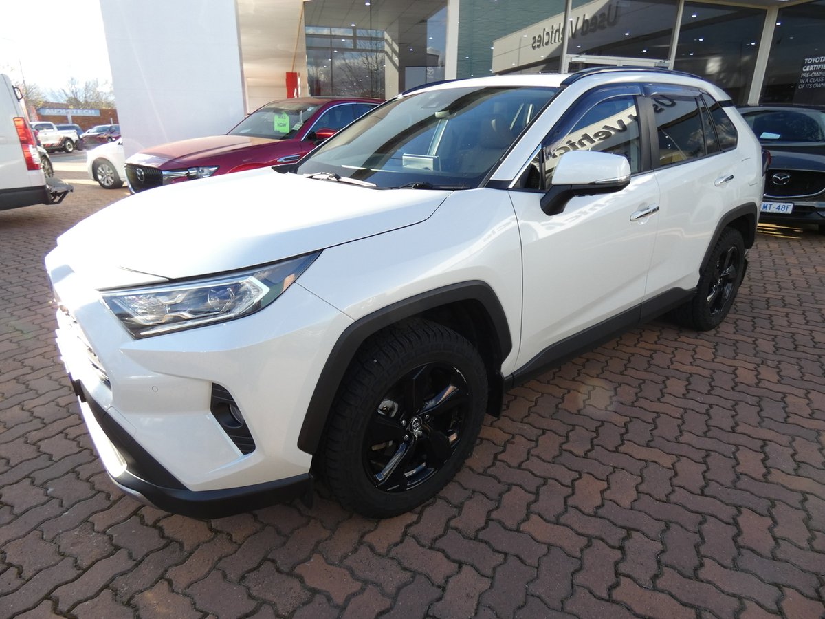 2019 Toyota RAV4 Cruiser AXAH54R 4X4 On Demand image 7
