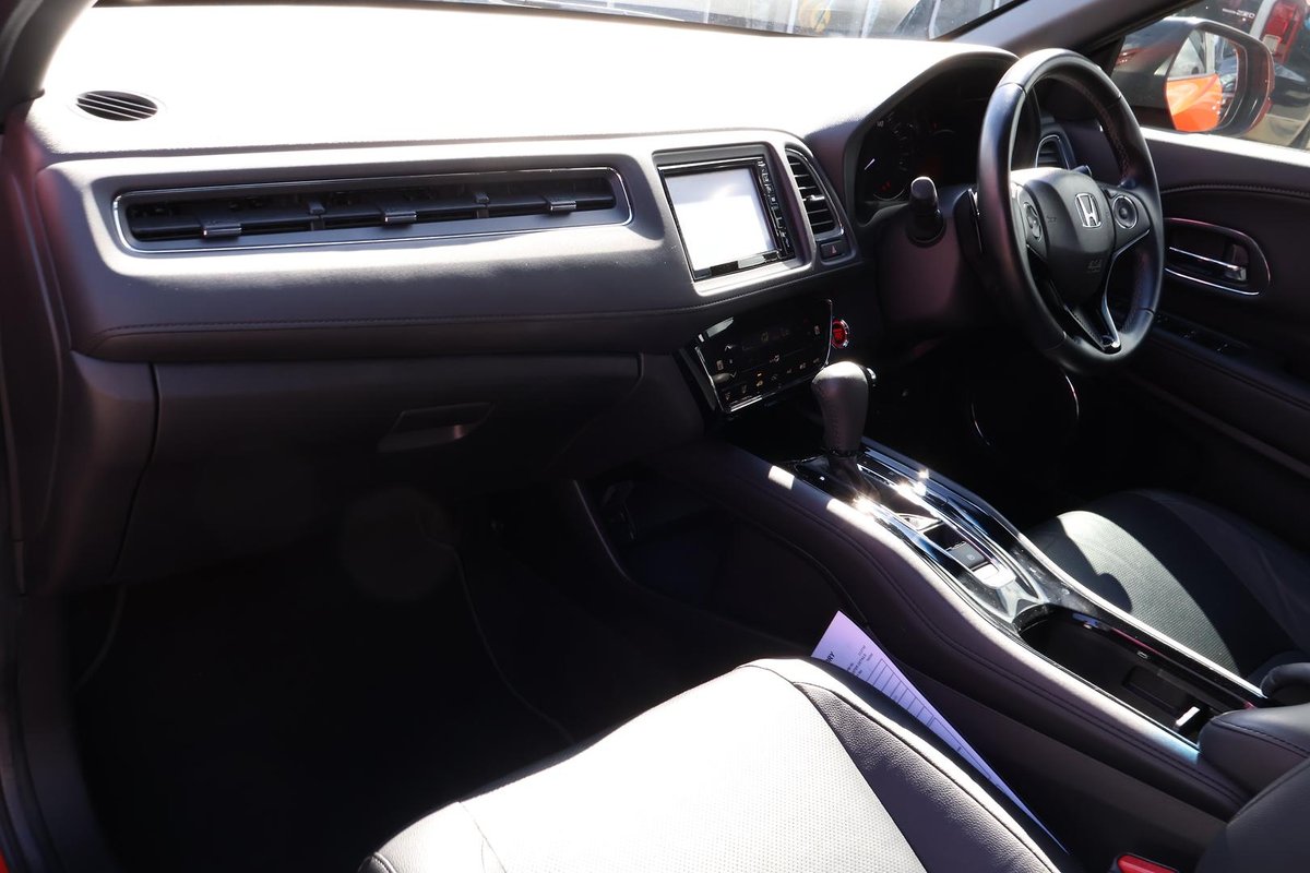 2022 Honda HR-V image 17