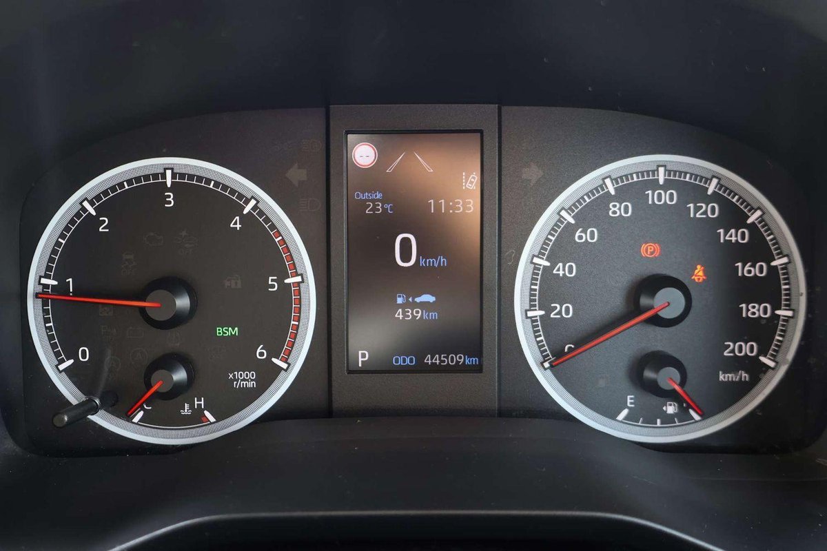 2024 Toyota Hiace GDH300R image 17