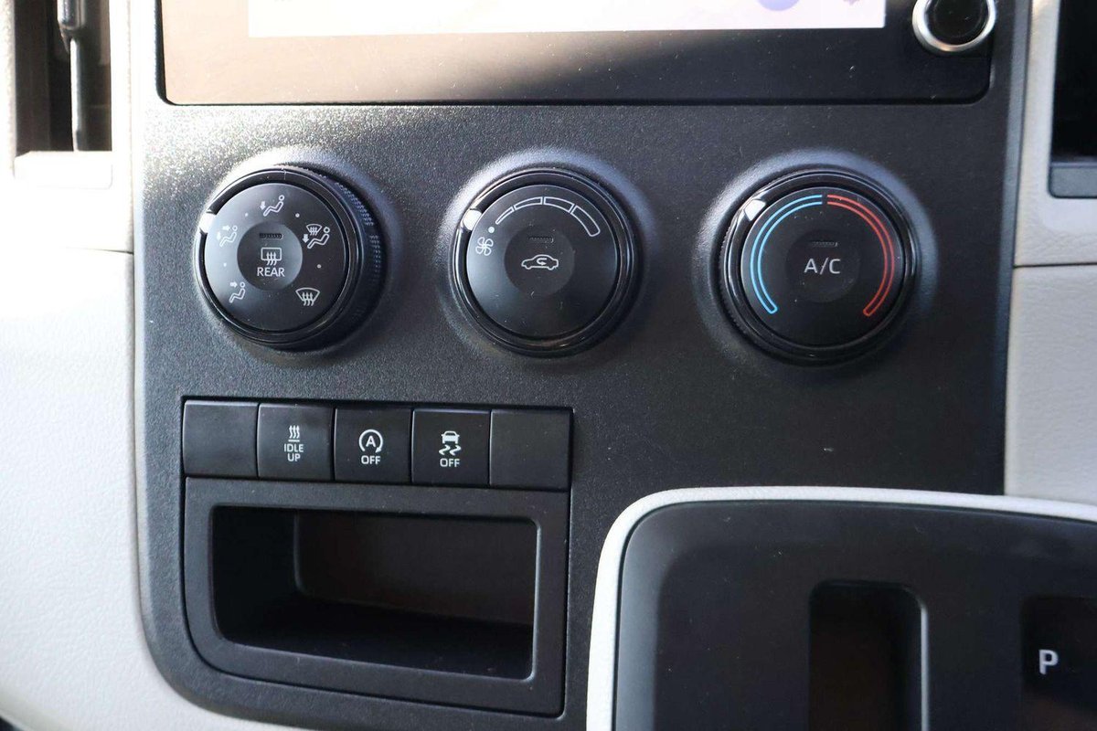 2024 Toyota Hiace GDH300R image 14