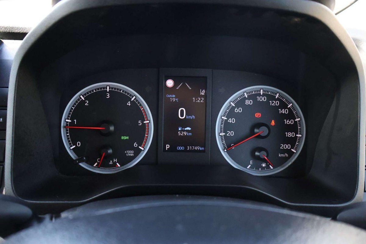 2024 Toyota Hiace GDH300R image 15
