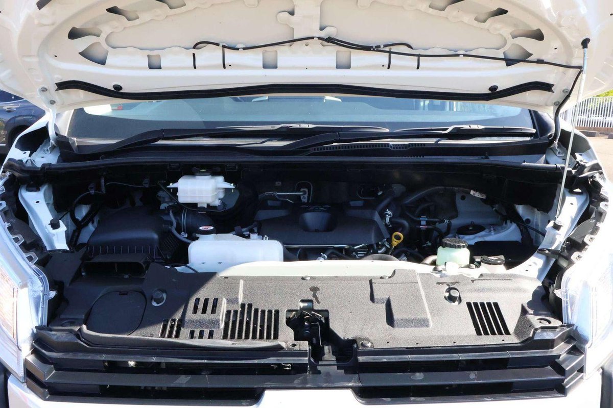 2024 Toyota Hiace GDH300R image 24