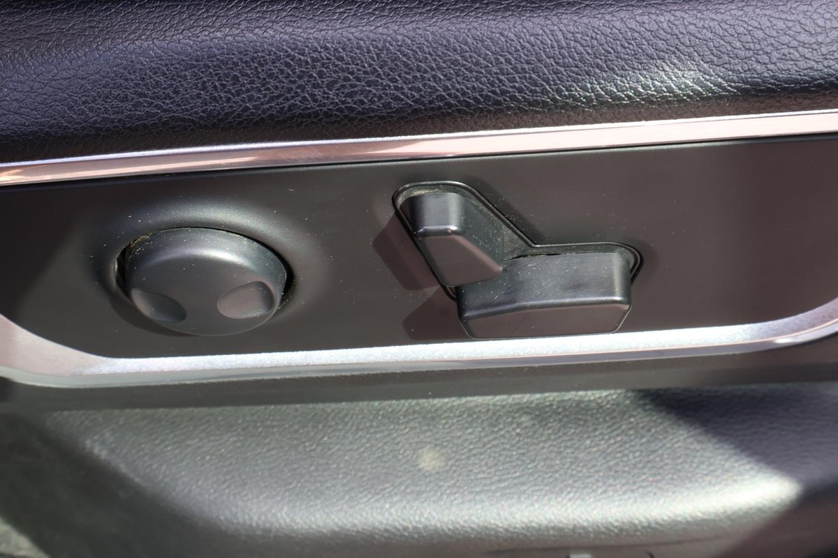 2022 RAM 1500 Laramie DT MY22 4X4 Dual Range image 20