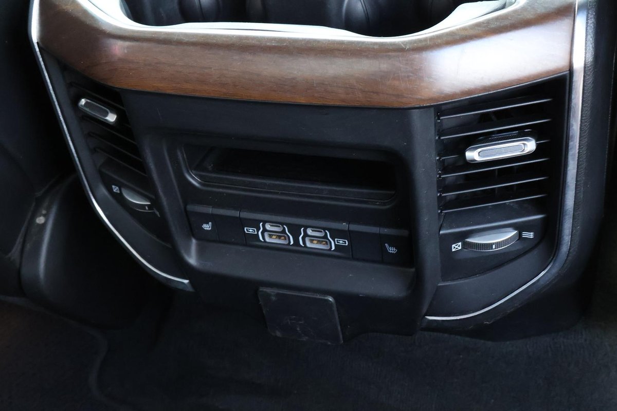2022 RAM 1500 Laramie DT MY22 4X4 Dual Range image 29