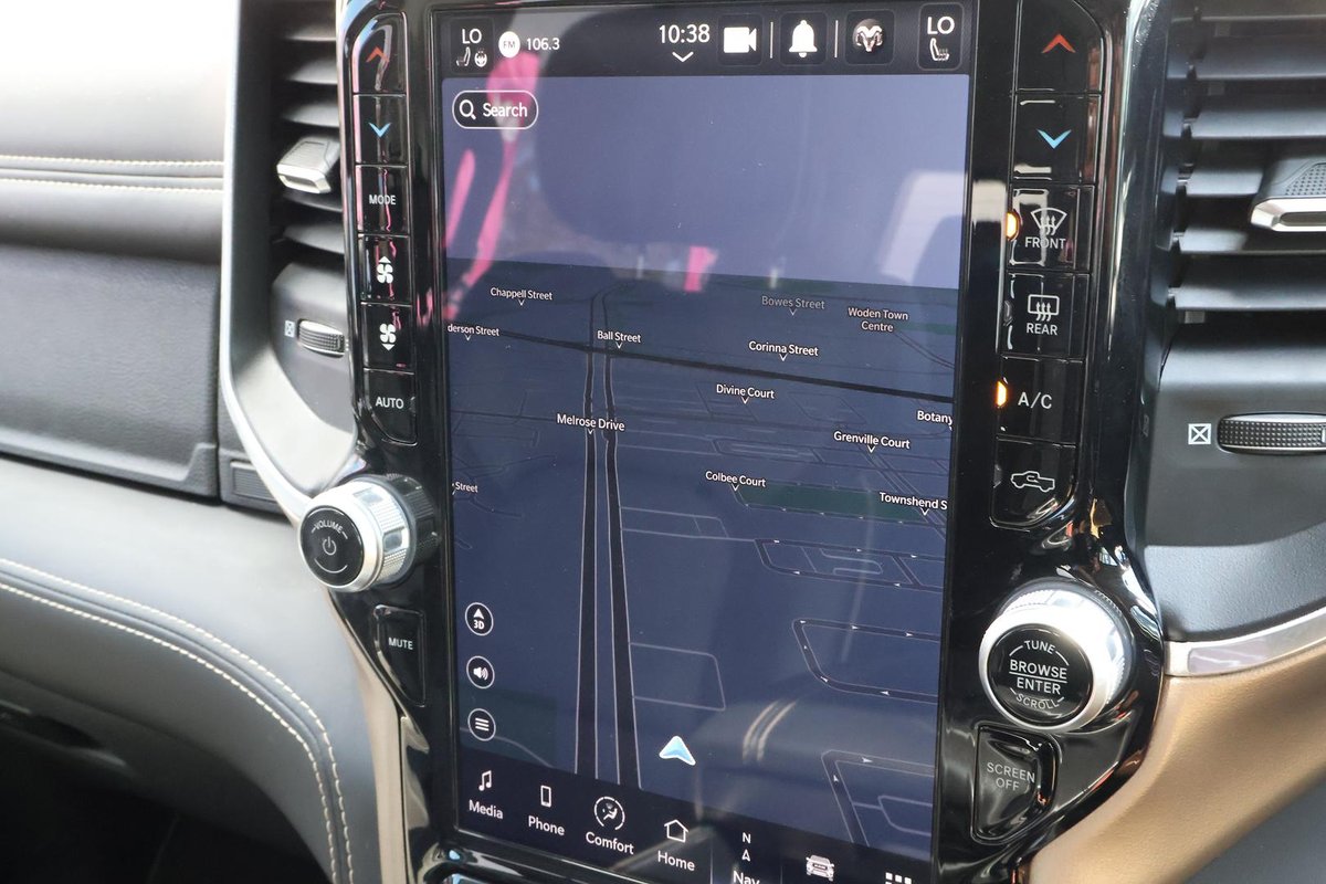 2022 RAM 1500 Laramie DT MY22 4X4 Dual Range image 33