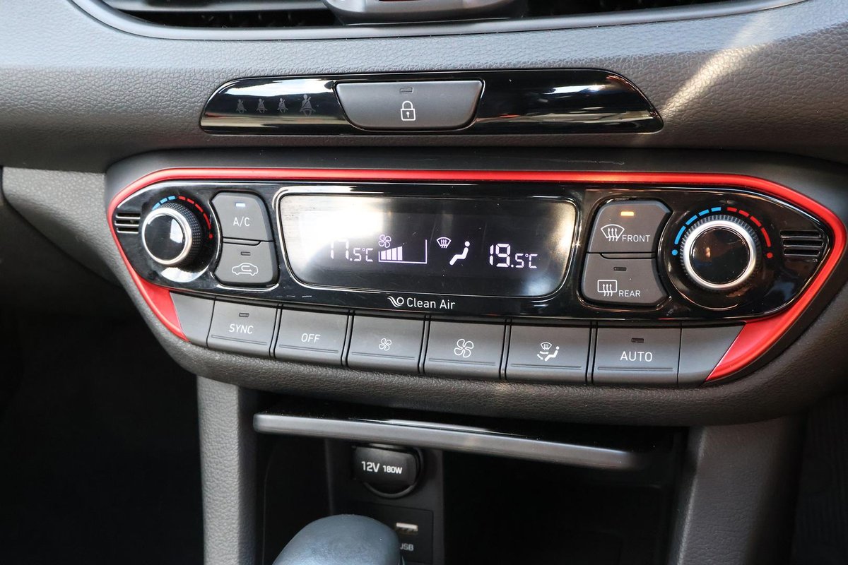 2018 Hyundai i30 SR PD2 MY18 image 26