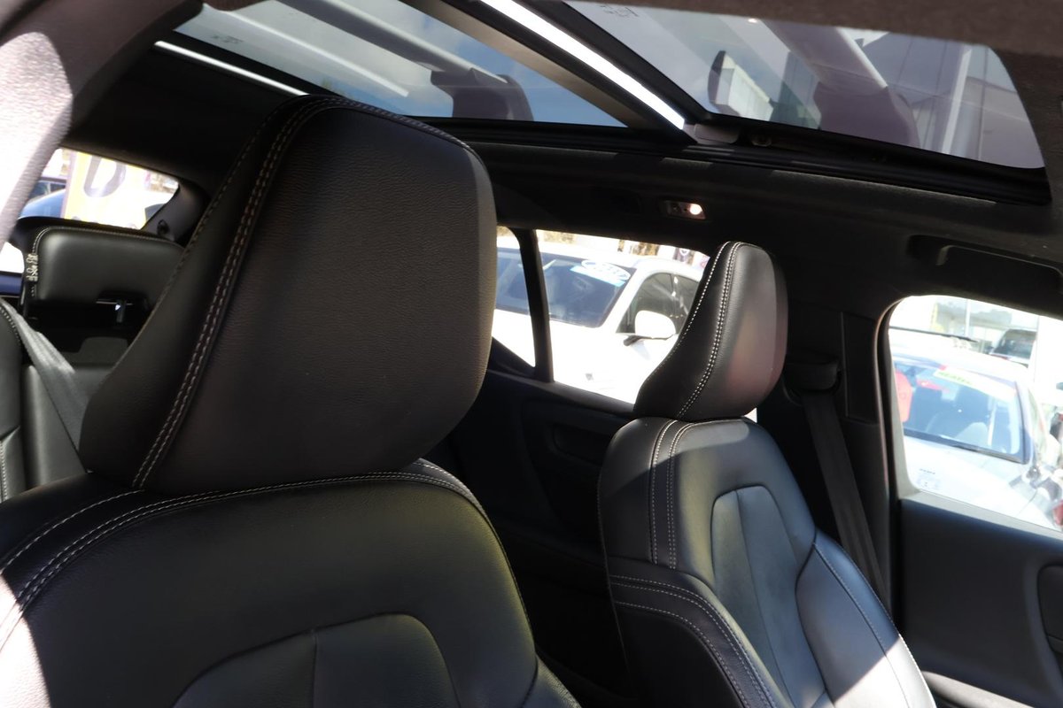 2021 Volvo XC40 T5 R-Design MY21 AWD image 14