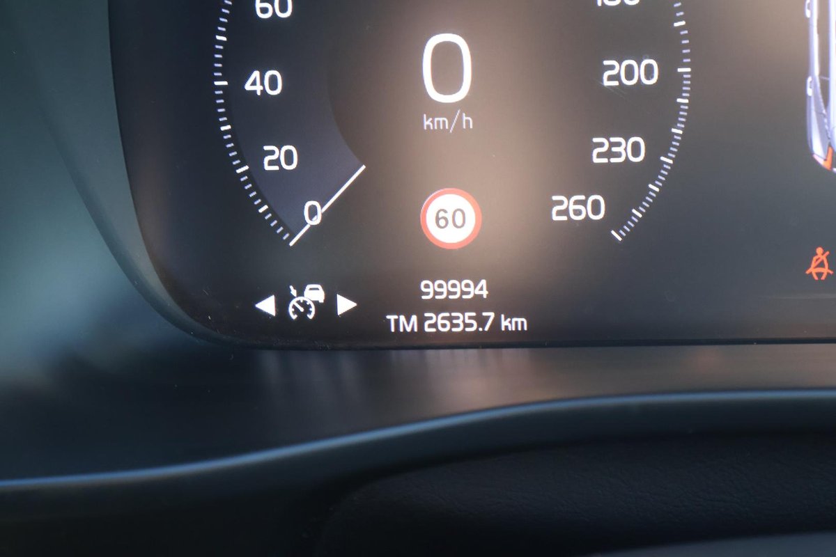 2021 Volvo XC40 T5 R-Design MY21 AWD image 25