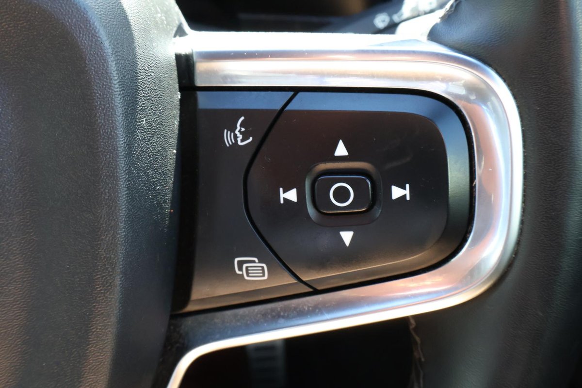2021 Volvo XC40 T5 R-Design MY21 AWD image 34