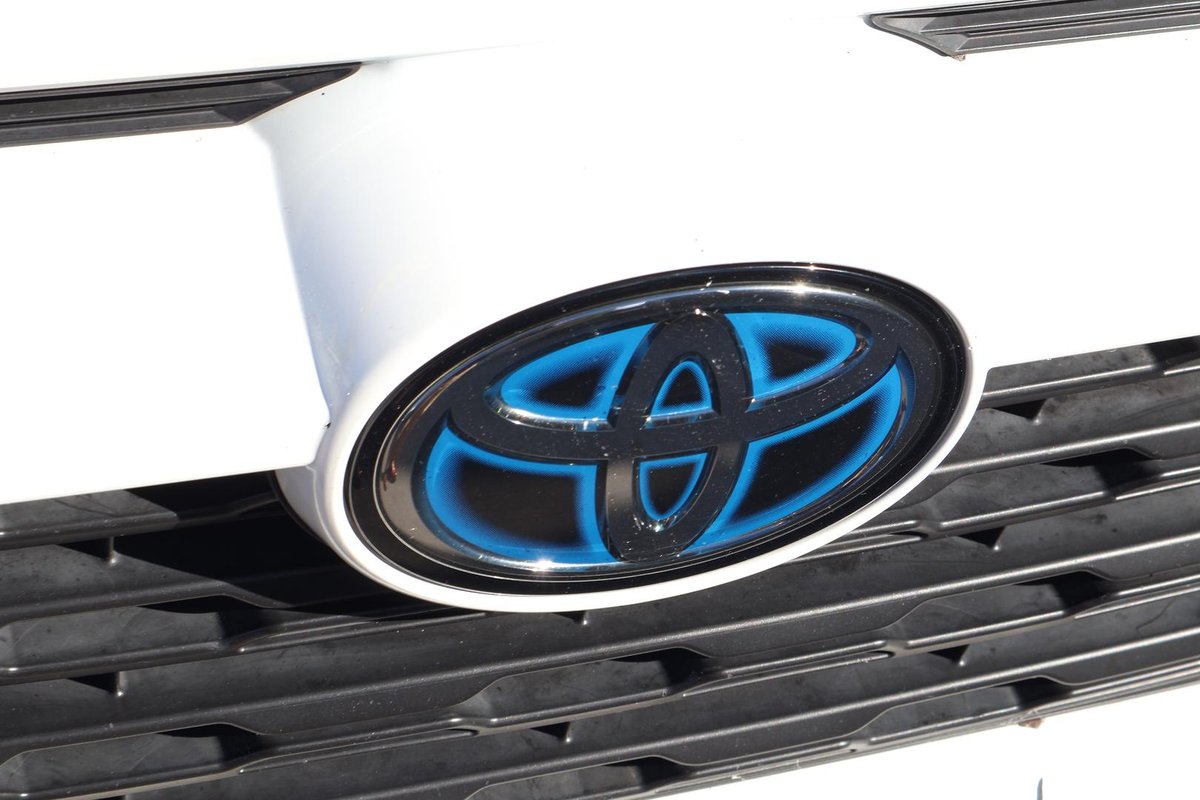 2021 Toyota RAV4 GX AXAH52R image 10
