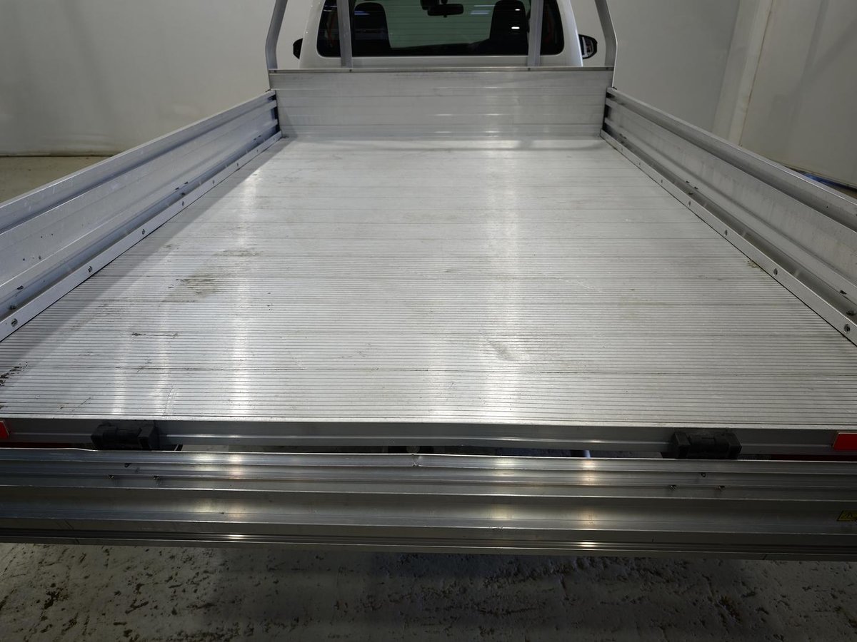 2022 Toyota Hilux Workmate TGN121R 4x2 image 14